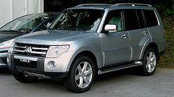 Mitsubishi-Pajero-Jahreswagen